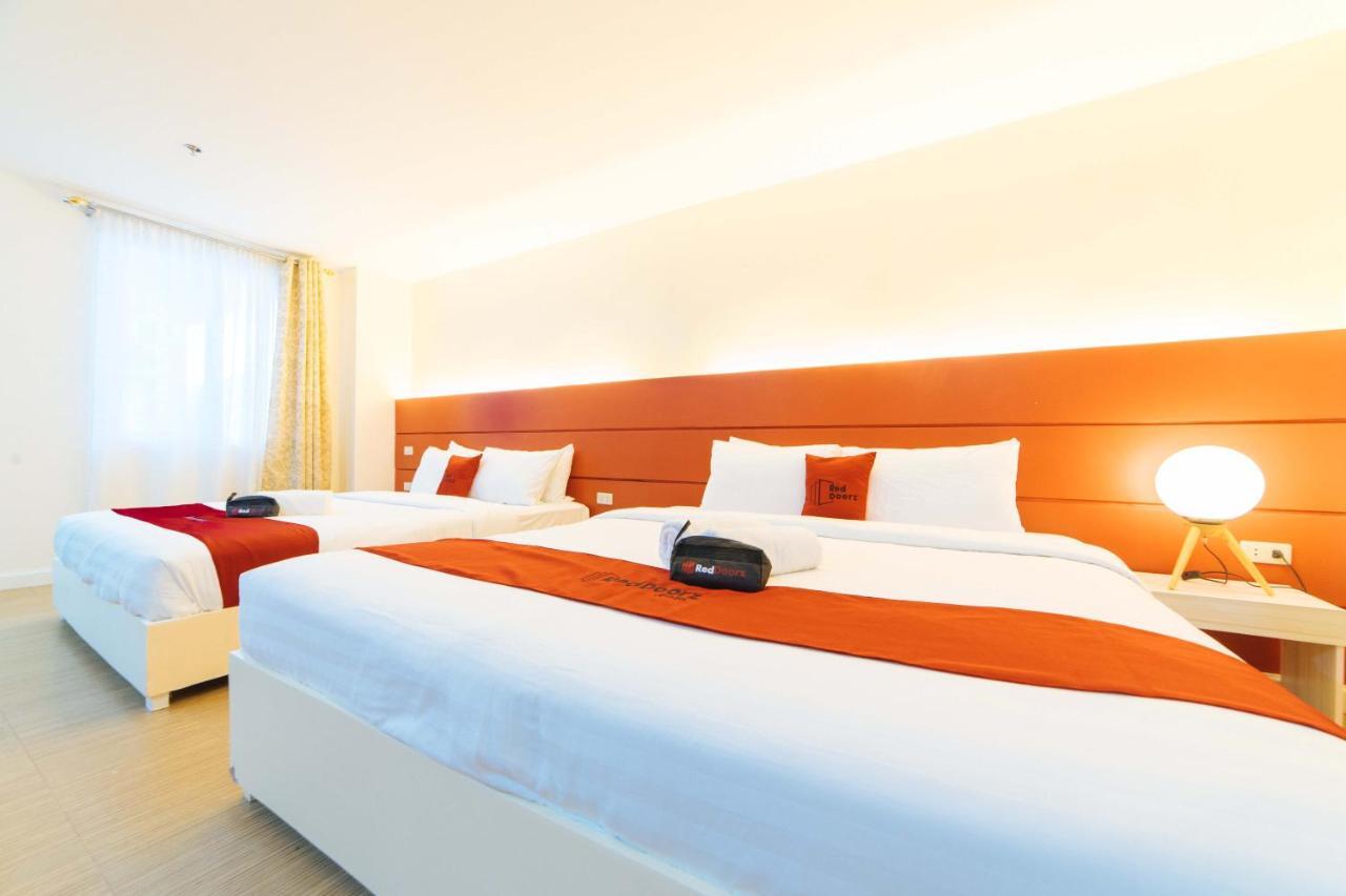 Reddoorz Plus At Hotel Metro Kalibo Εξωτερικό φωτογραφία